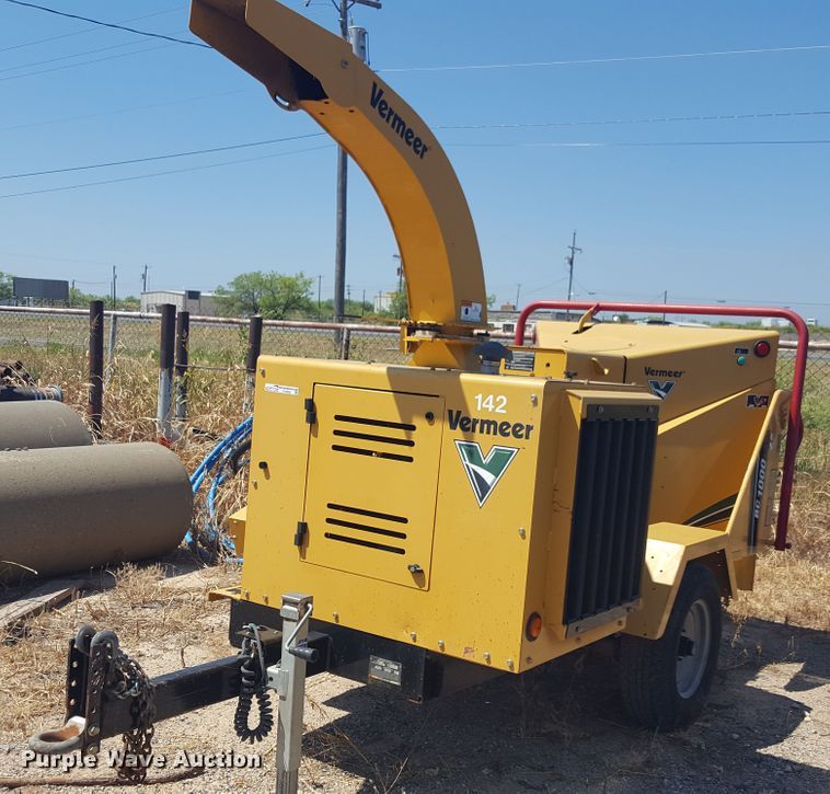 image for item FL9261 2011 Vermeer BC1000XL wood chipper