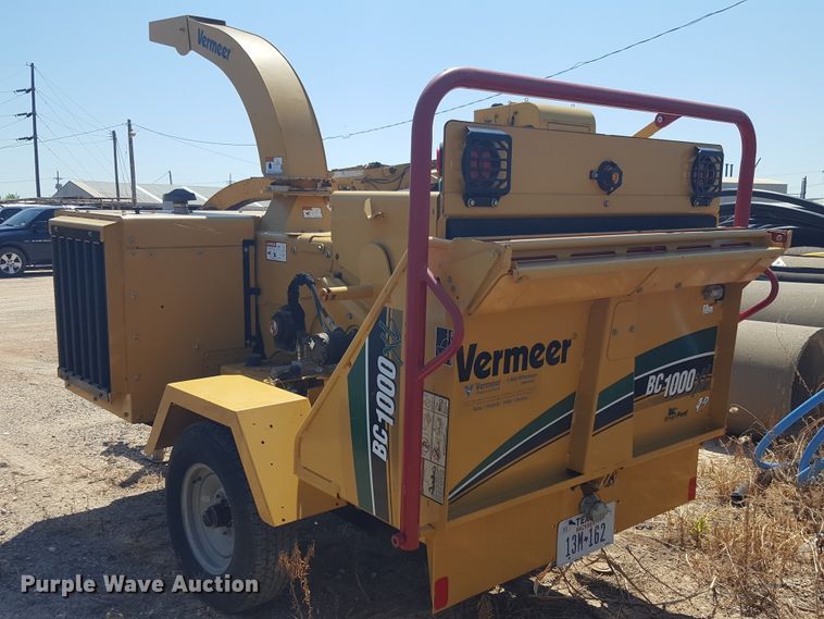 image for item FL9261 2011 Vermeer BC1000XL wood chipper