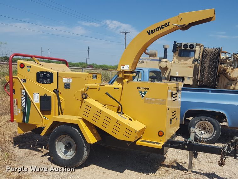 image for item FL9261 2011 Vermeer BC1000XL wood chipper