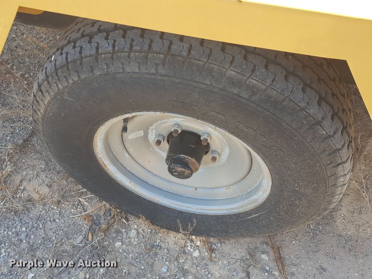 image for item FL9261 2011 Vermeer BC1000XL wood chipper