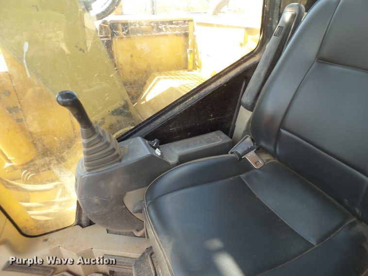 image for item FL9325 2004 Caterpillar 314C LCR excavator