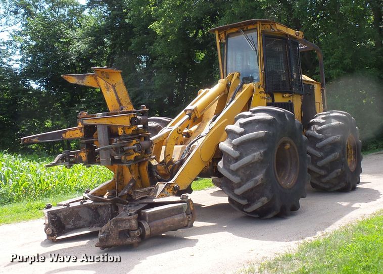 image for item FM9637 John Deere 544D feller buncher