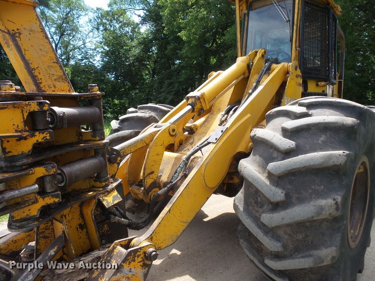 image for item FM9637 John Deere 544D feller buncher