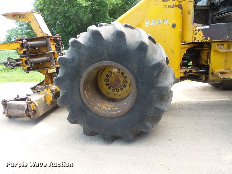 image for item FM9637 John Deere 544D feller buncher