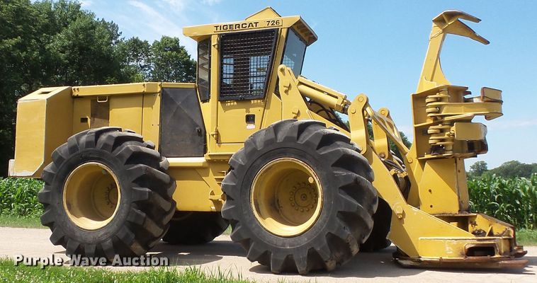 image for item FM9638 Tigercat 726 feller buncher