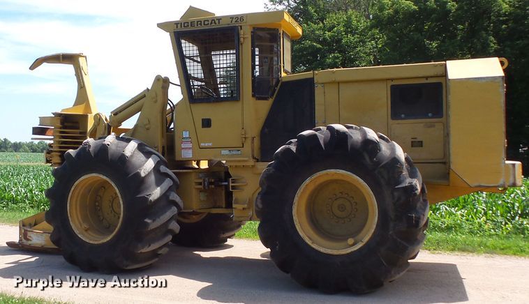 image for item FM9638 Tigercat 726 feller buncher