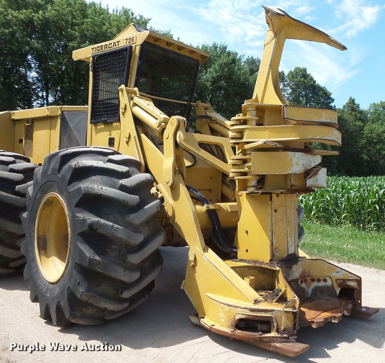 image for item FM9638 Tigercat 726 feller buncher