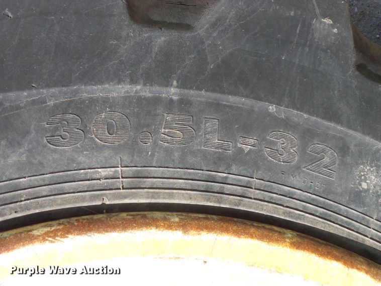 image for item FM9638 Tigercat 726 feller buncher