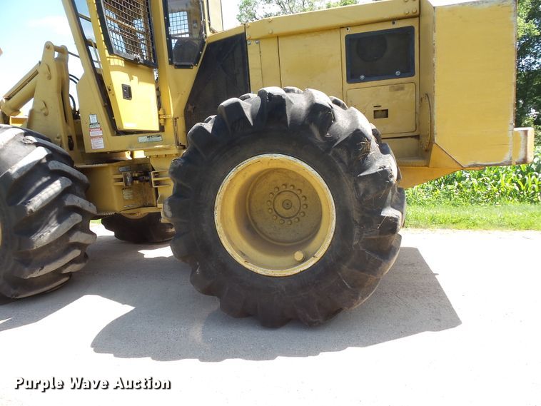 image for item FM9638 Tigercat 726 feller buncher