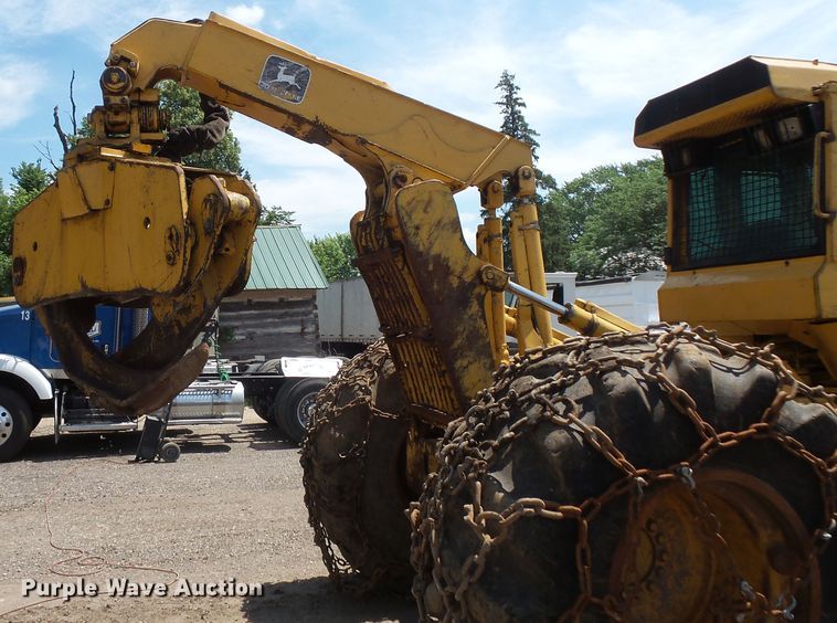 image for item FM9640 John Deere 748E skidder