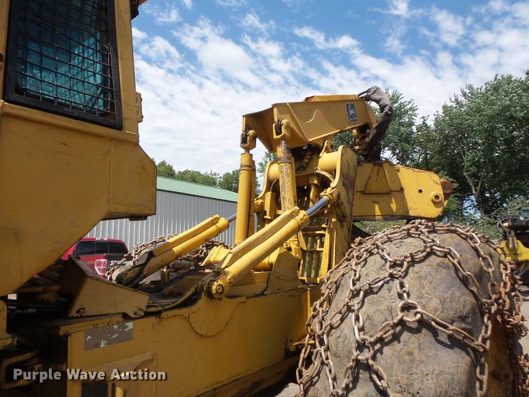 image for item FM9640 John Deere 748E skidder