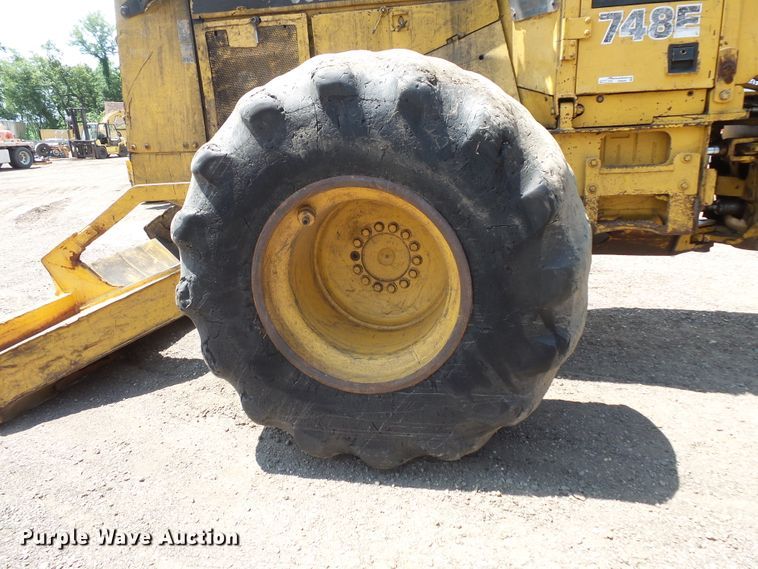 image for item FM9640 John Deere 748E skidder