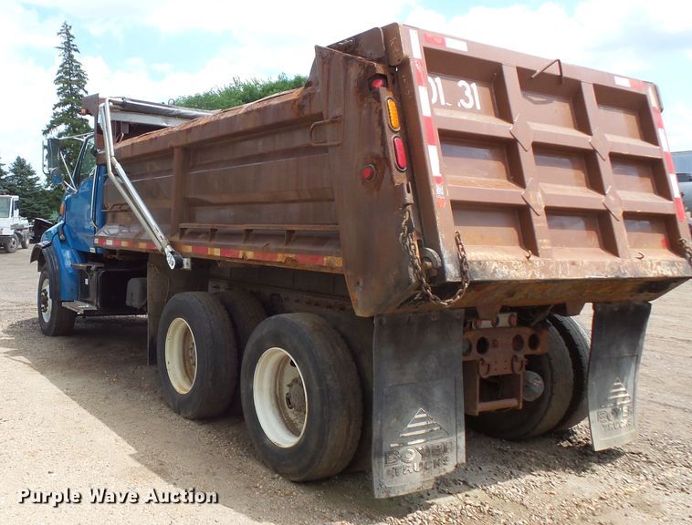 image for item FM9644 2005 Sterling L-Line dump truck
