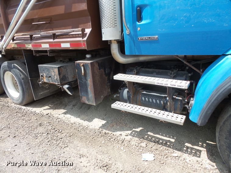 image for item FM9644 2005 Sterling L-Line dump truck