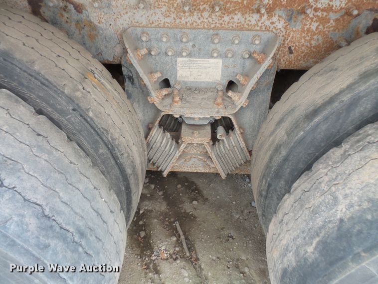 image for item FM9644 2005 Sterling L-Line dump truck