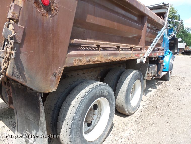 image for item FM9644 2005 Sterling L-Line dump truck