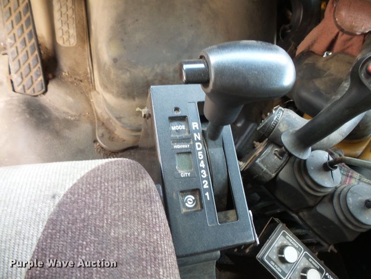 image for item FM9644 2005 Sterling L-Line dump truck