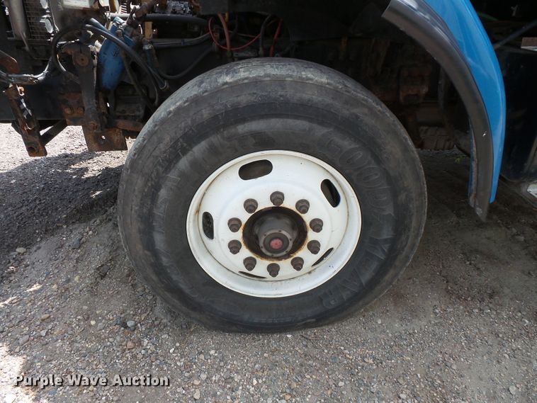 image for item FM9644 2005 Sterling L-Line dump truck