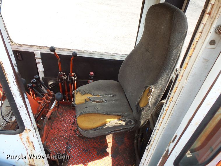 image for item FM9645 Hood 24000 log loader