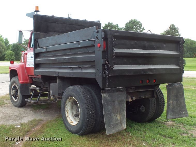 image for item FM9671 1984 Ford L8000 dump truck
