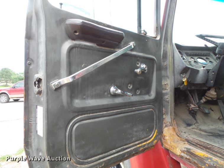 image for item FM9671 1984 Ford L8000 dump truck