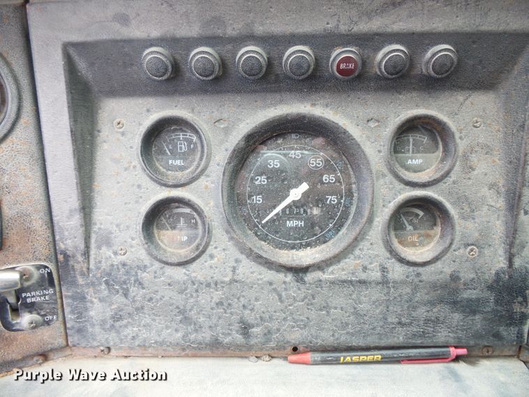 image for item FM9671 1984 Ford L8000 dump truck