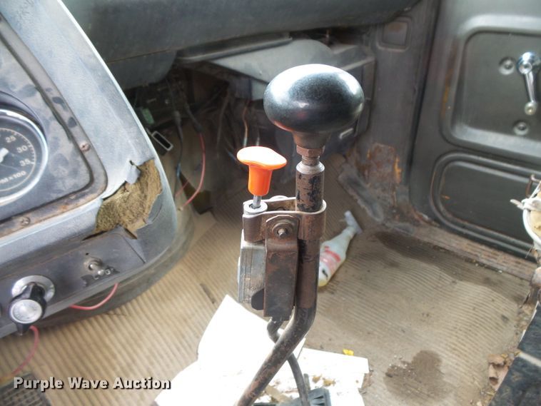 image for item FM9671 1984 Ford L8000 dump truck