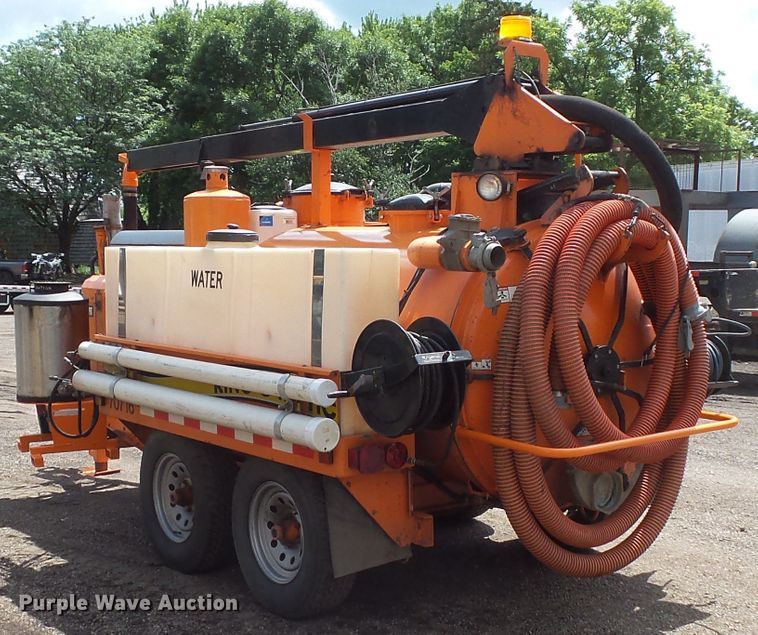 image for item FM9672 2006 Vermeer Ring-o-matic 550 vacuum excavator