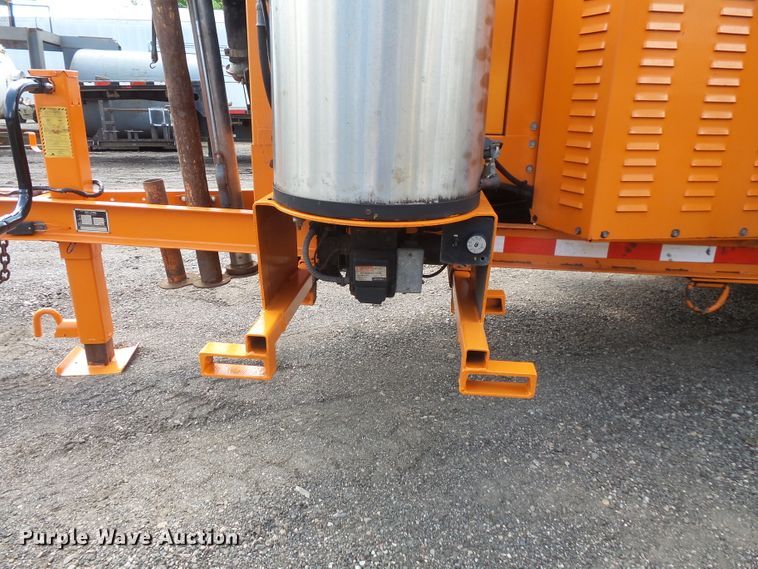 image for item FM9672 2006 Vermeer Ring-o-matic 550 vacuum excavator