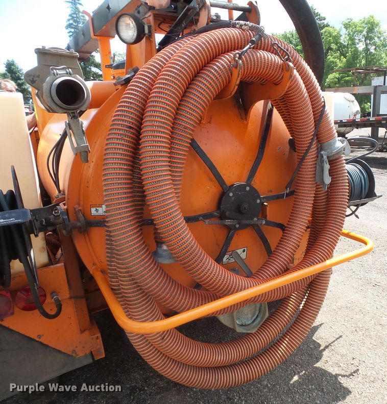 image for item FM9672 2006 Vermeer Ring-o-matic 550 vacuum excavator