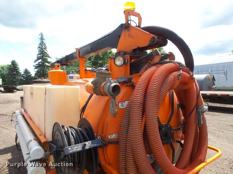 image for item FM9672 2006 Vermeer Ring-o-matic 550 vacuum excavator