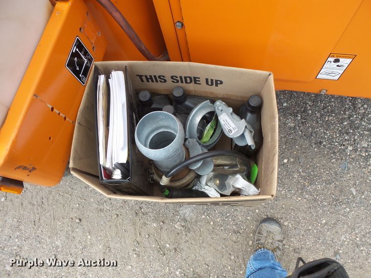 image for item FM9672 2006 Vermeer Ring-o-matic 550 vacuum excavator