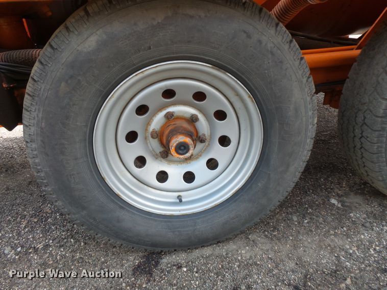 image for item FM9672 2006 Vermeer Ring-o-matic 550 vacuum excavator