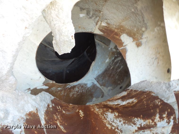 image for item FM9676 2001 Mack RD690S ready mix truck