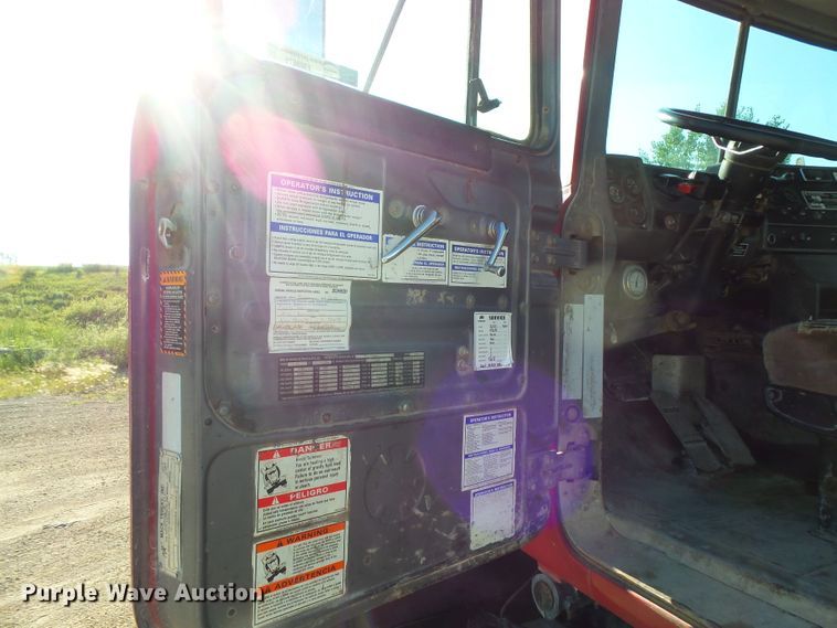 image for item FM9676 2001 Mack RD690S ready mix truck