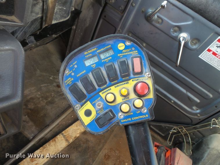 image for item FM9676 2001 Mack RD690S ready mix truck