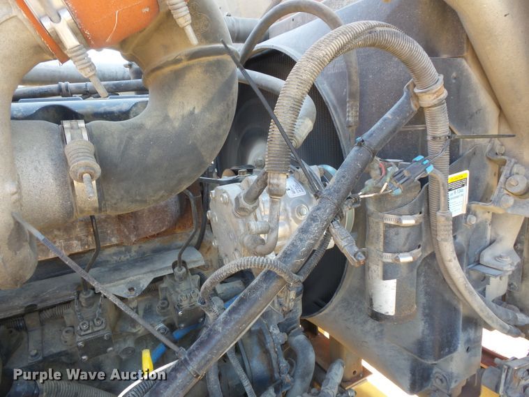 image for item FM9676 2001 Mack RD690S ready mix truck