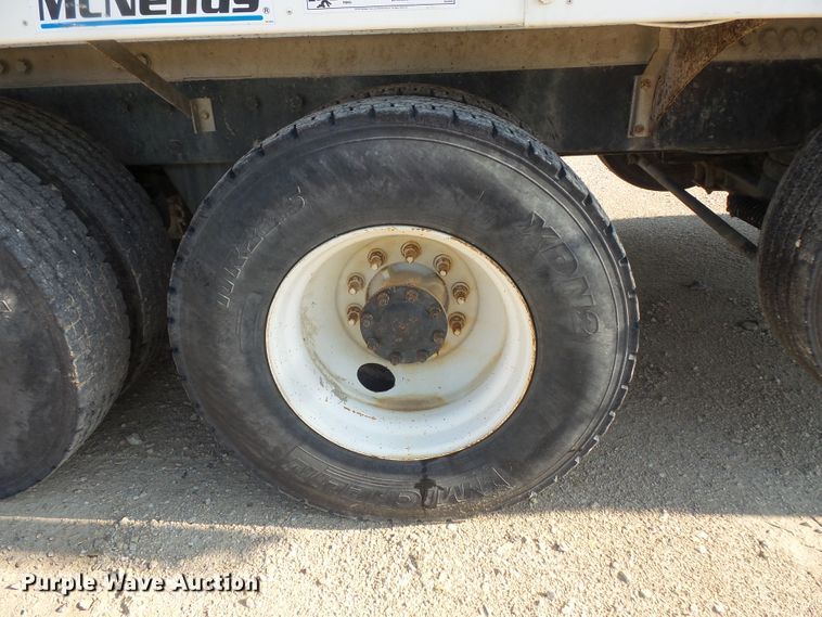 image for item FM9676 2001 Mack RD690S ready mix truck