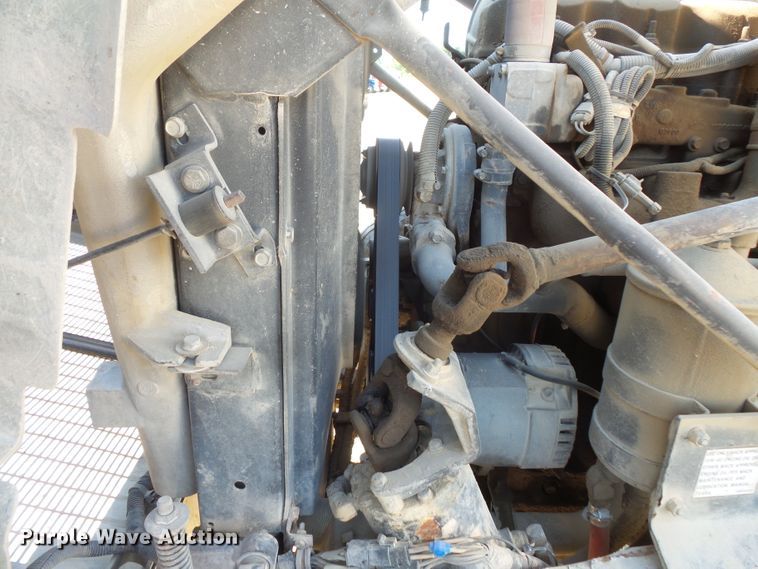 image for item FM9677 2000 Mack RD ready mix truck