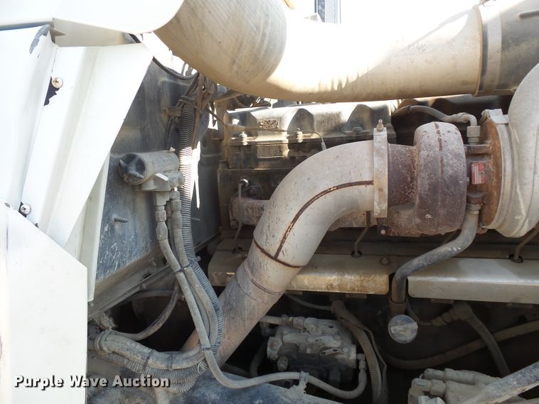 image for item FM9677 2000 Mack RD ready mix truck