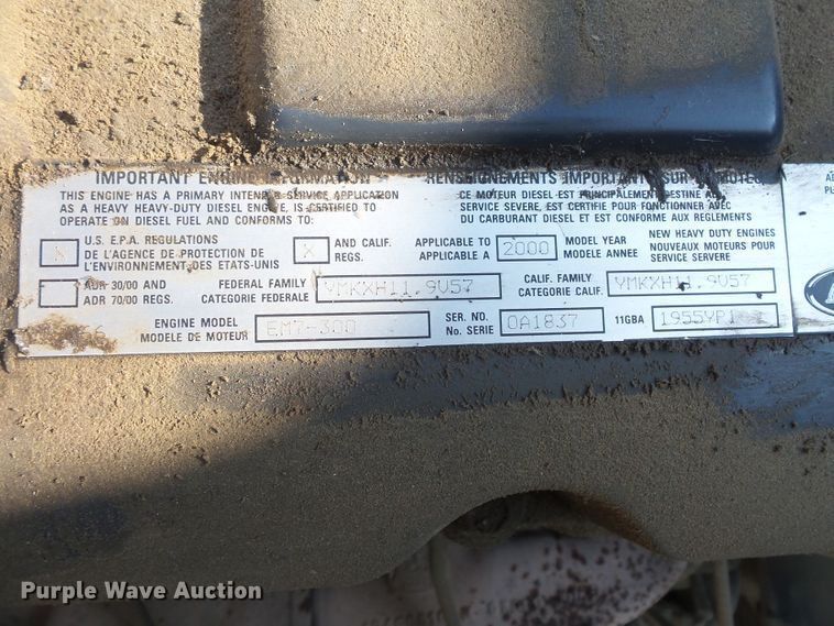 image for item FM9677 2000 Mack RD ready mix truck