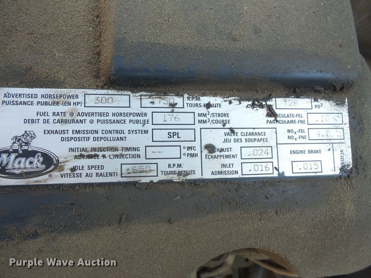 image for item FM9677 2000 Mack RD ready mix truck