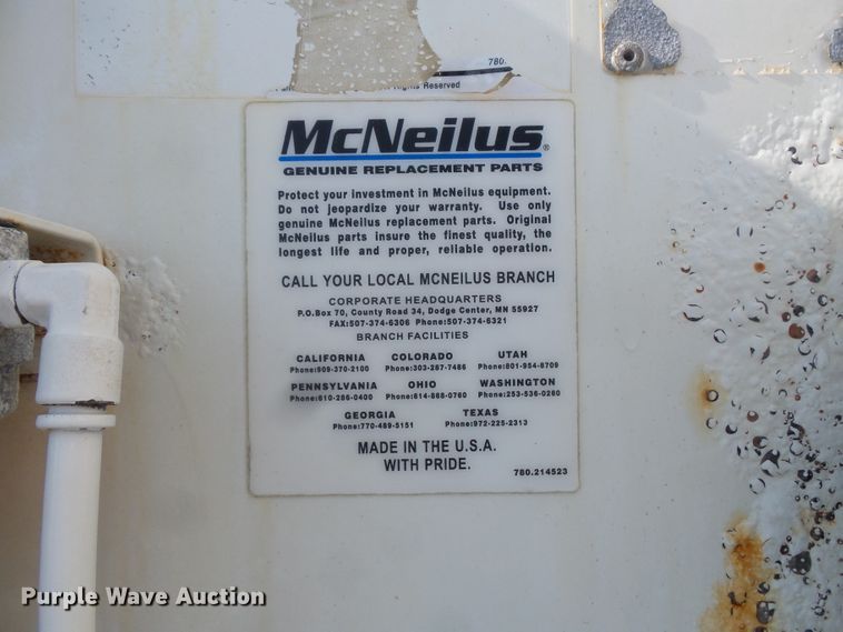 image for item FM9678 2003 Mack CV ready mix truck