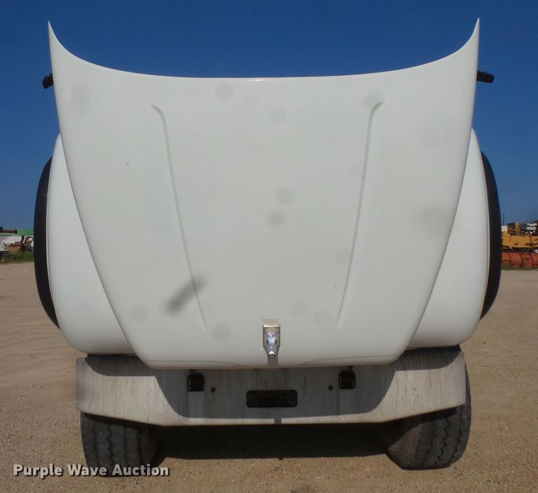 image for item FM9678 2003 Mack CV ready mix truck