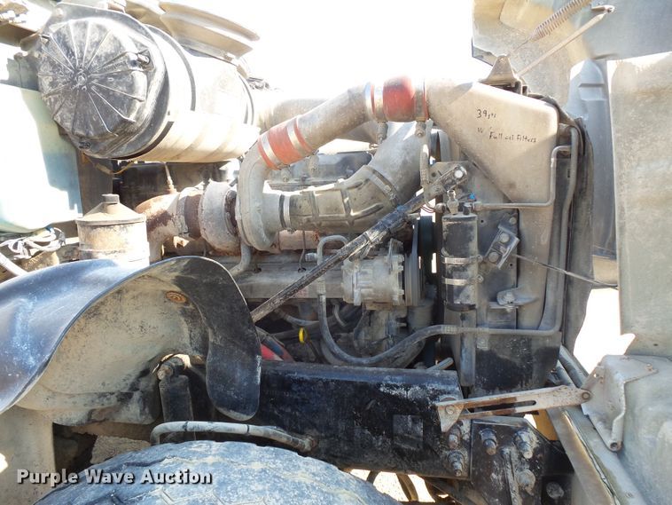 image for item FM9678 2003 Mack CV ready mix truck