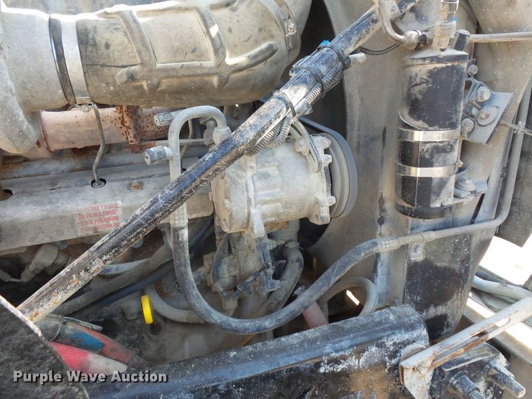 image for item FM9678 2003 Mack CV ready mix truck