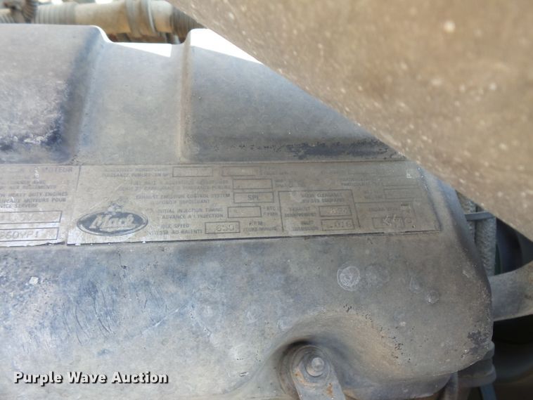 image for item FM9678 2003 Mack CV ready mix truck