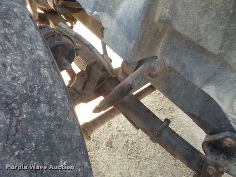 image for item FM9679 2001 International 5500i ready mix truck