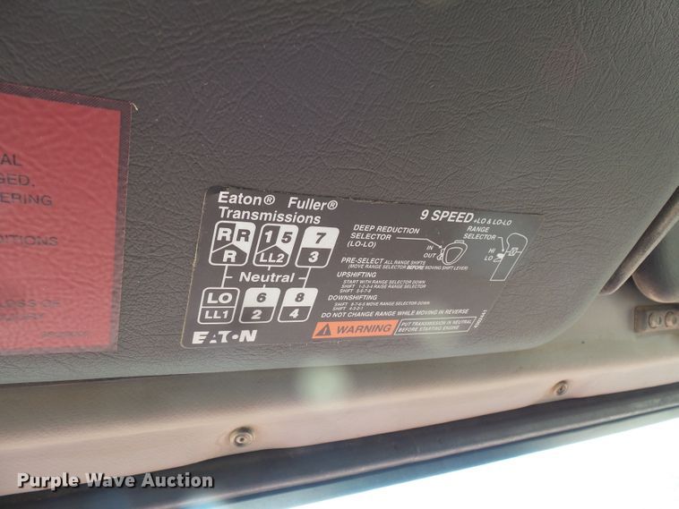 image for item FM9680 2002 Volvo VHD ready mix truck