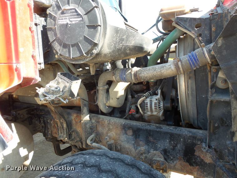 image for item FM9680 2002 Volvo VHD ready mix truck